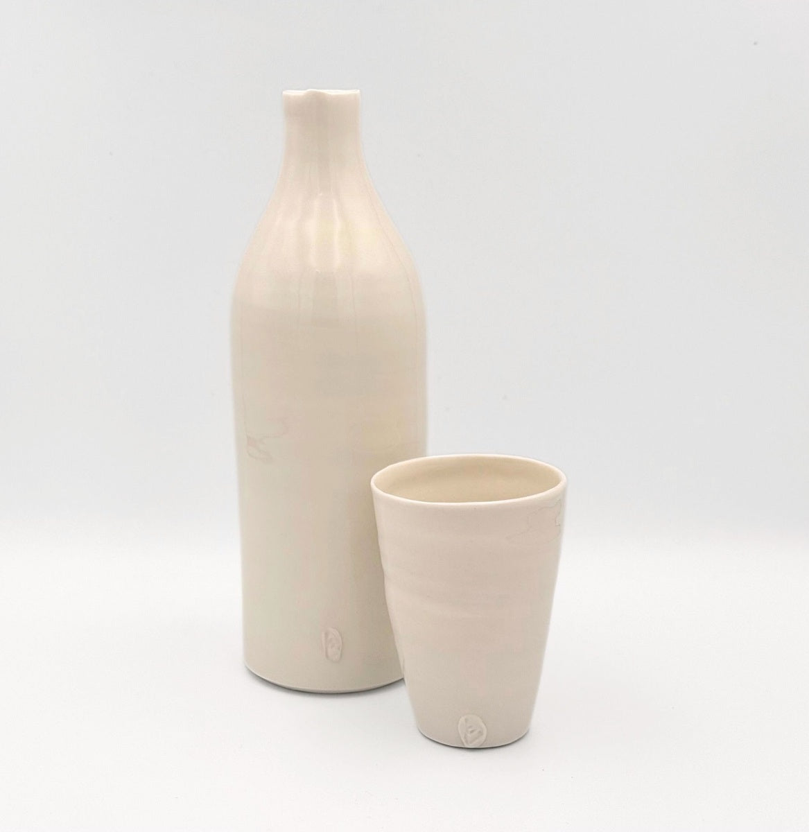 Porcelain cup | Kris Coad
