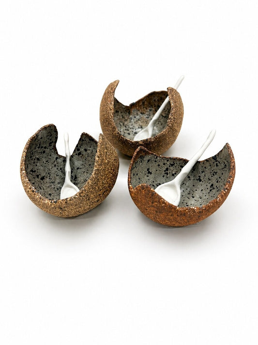 Speckled eggshell bowls and spoons | Tracy Muirhead