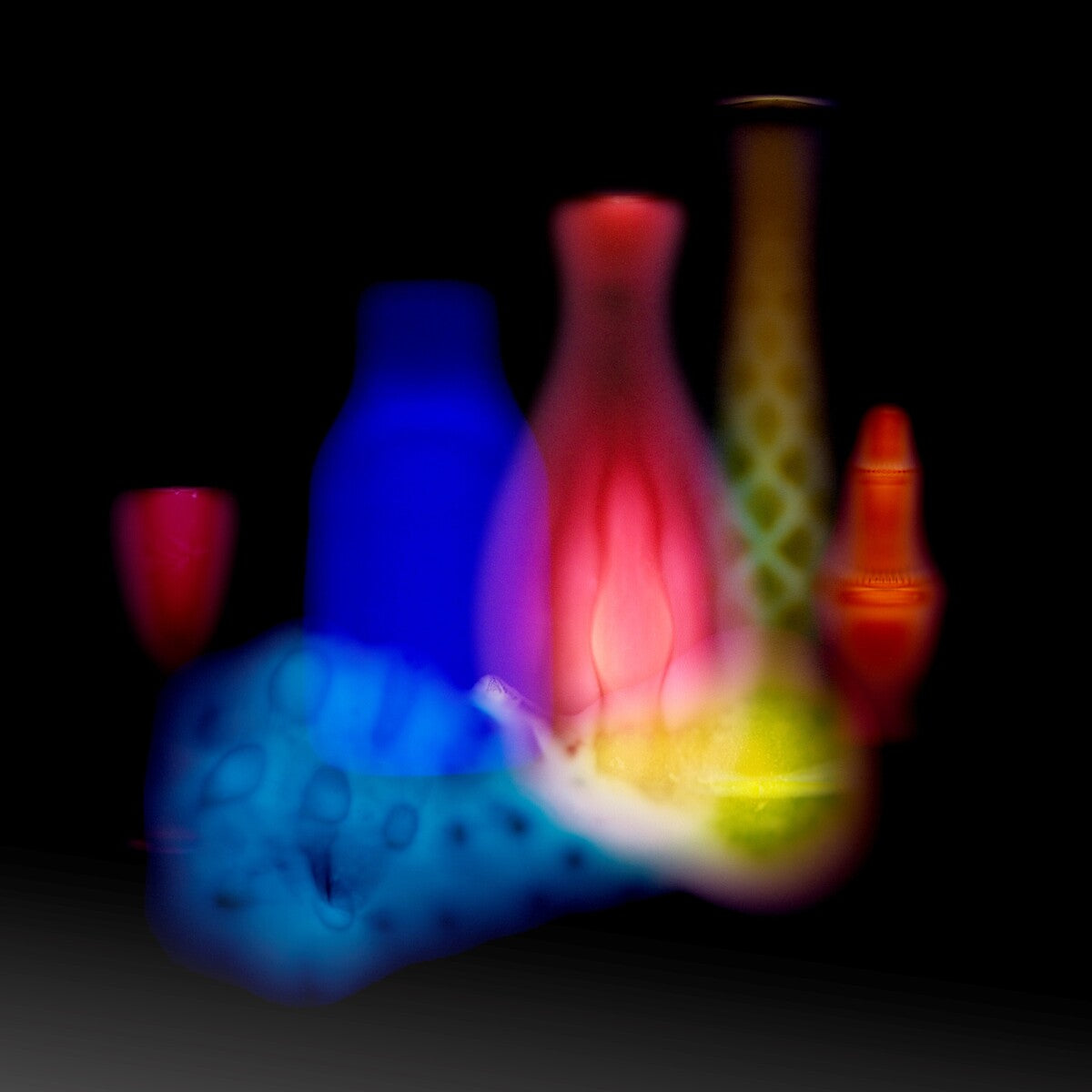 Afterimage: pears/grapes